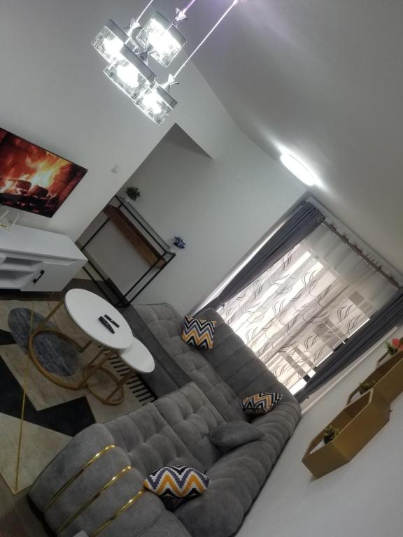 Zona d'estar a Pangani Oasis Gem 2-BR Stylish Apartment
