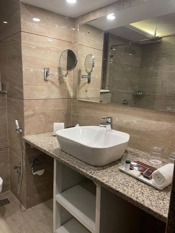 Koupelna v ubytování ARCO Hotels and Resorts Srinagar