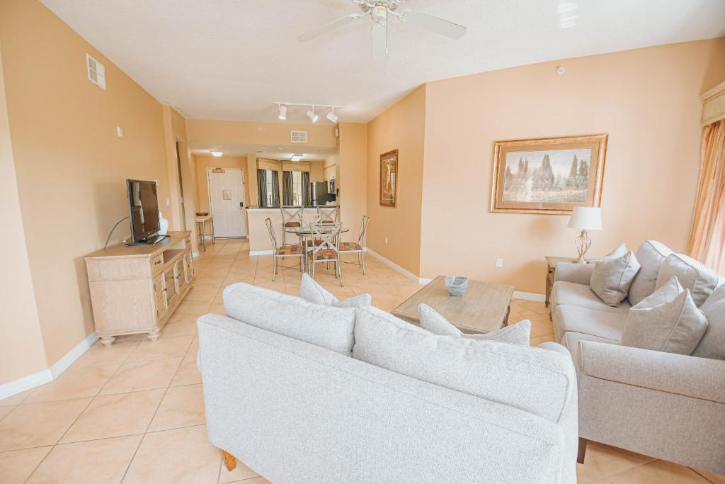 WorldQuest Orlando Resort - Two-Bedroom Family Room