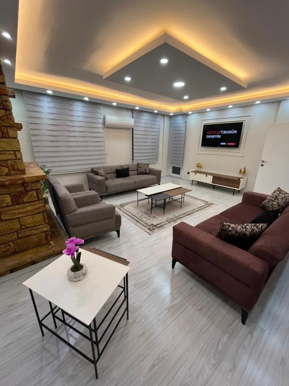 Posezení v ubytování Luxury Apartment in Fethiye City Center