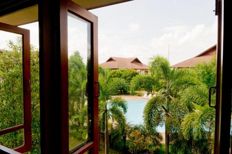 Bazén v ubytování Teak Garden Resort, Chiang Rai nebo v jeho okolí