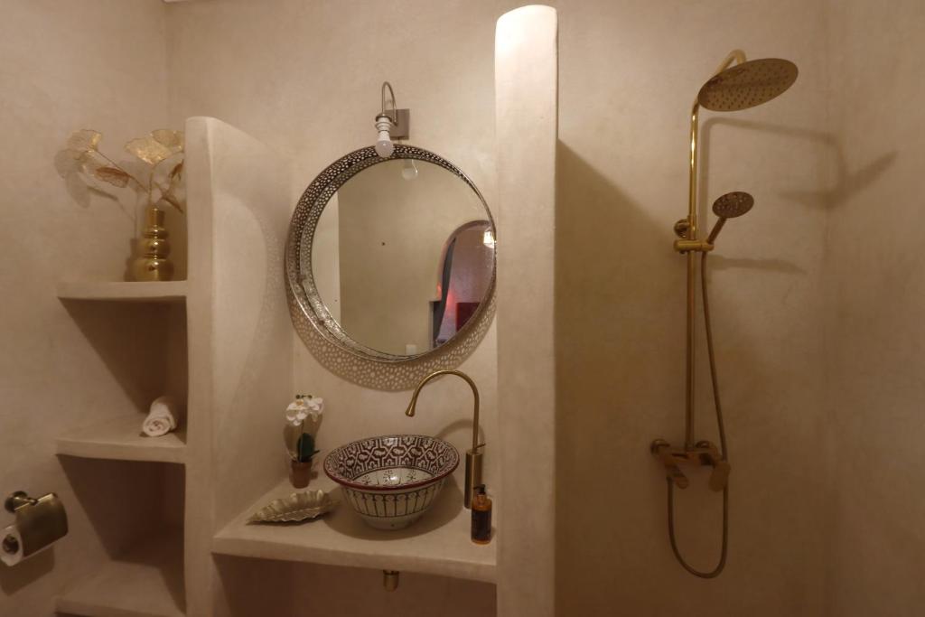 Riad La Fayette Bed & Breakfast - Chambre Double Avec Salle De Bain Privée