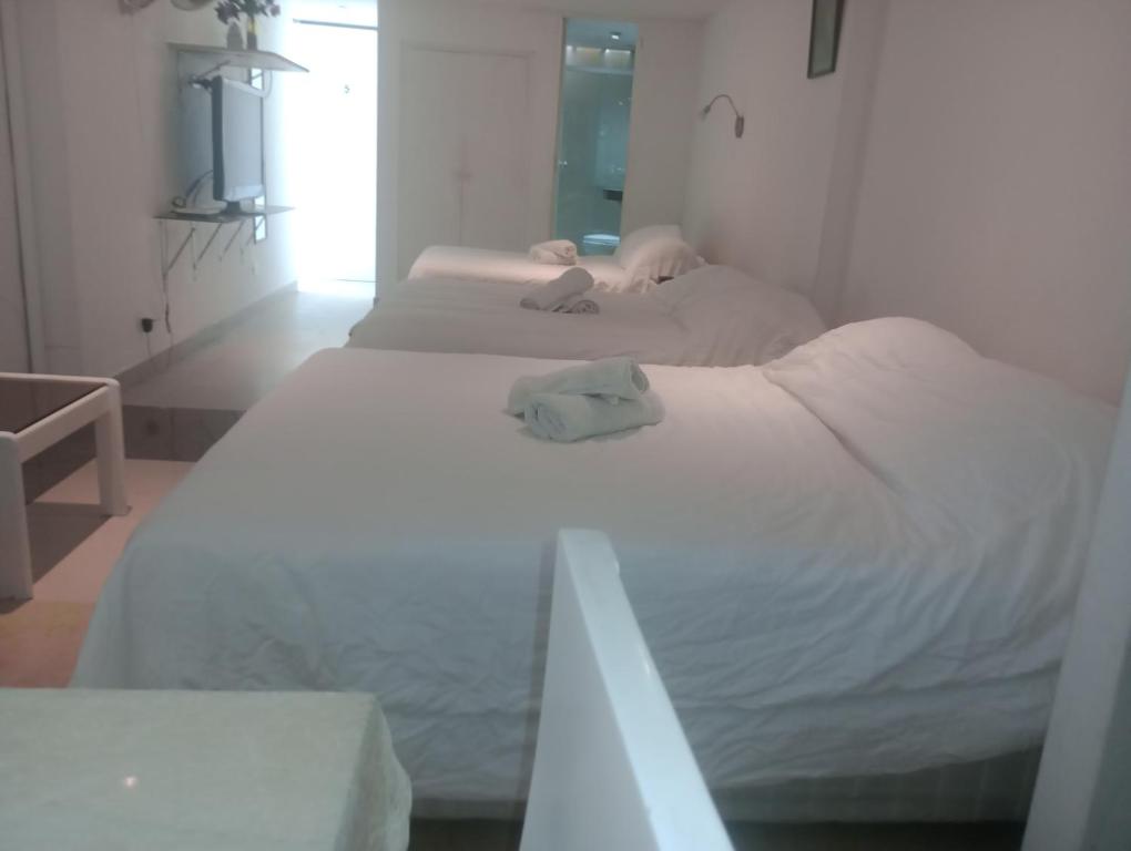 Monterrico Suites Hotel