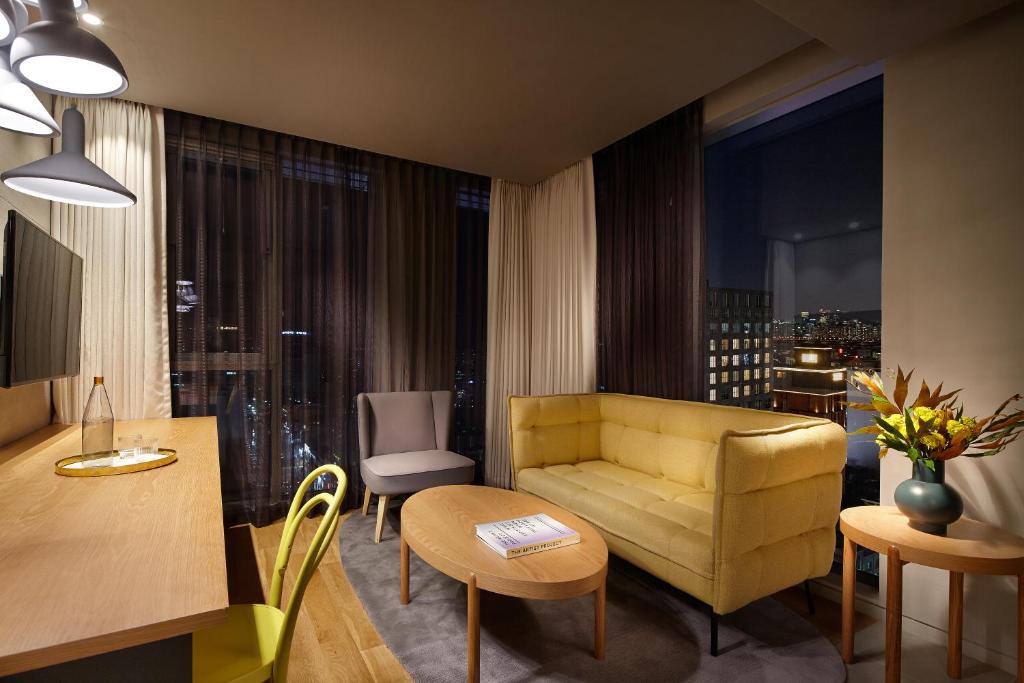 L7 HONGDAE by LOTTE - Studio Suite Double