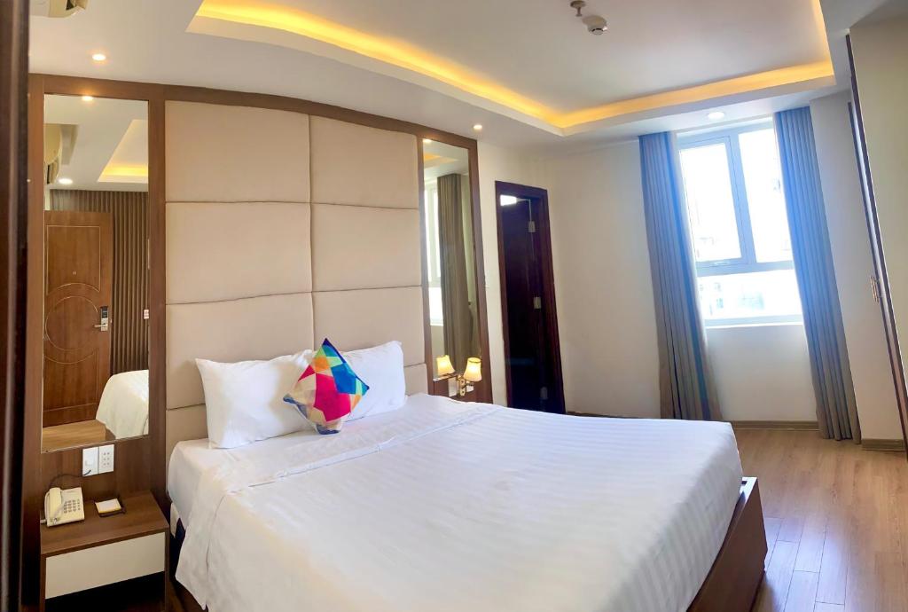 Pariat River Front Hotel - Luxe Tweepersoonskamer