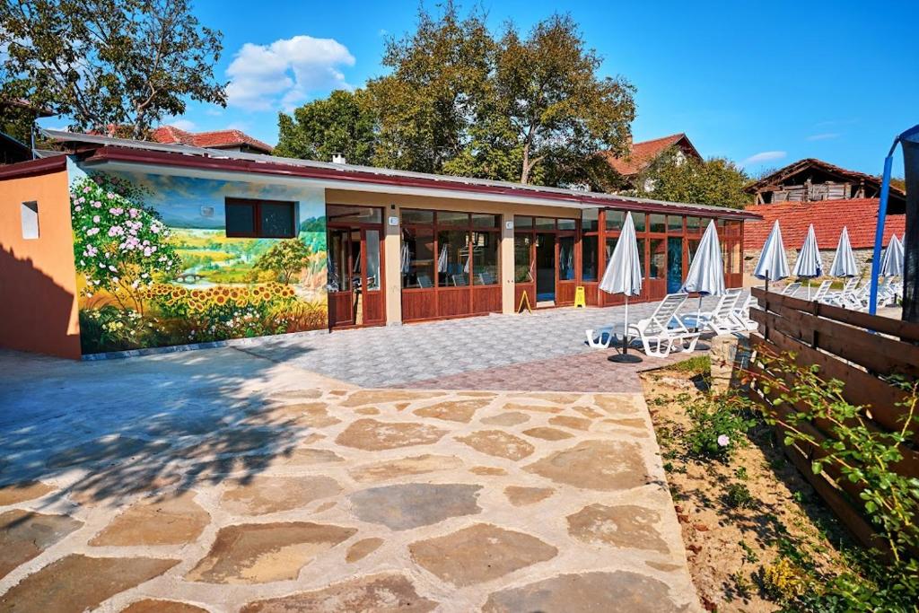 Budova, kde se vila nachází