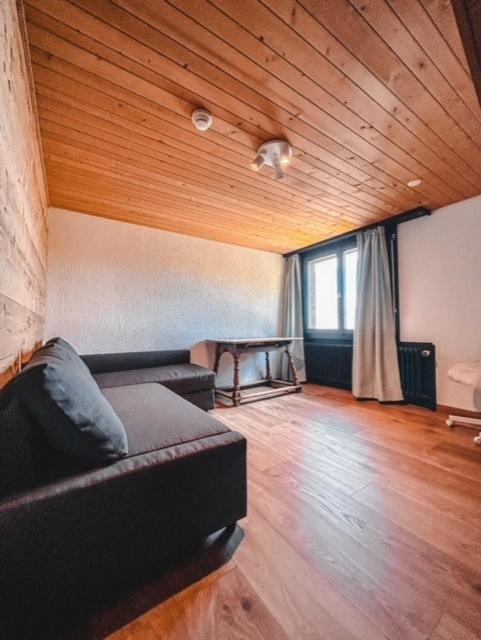 Posezení v ubytování Hotel Bergsonne Rigi