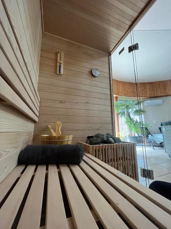 Fotografie z fotogalerie ubytování Kinizsi Udvar Apartmanház v destinaci Balatonboglár