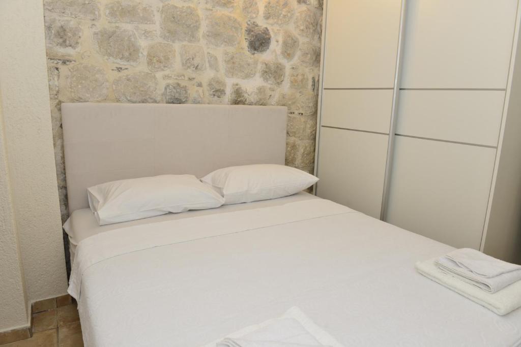 Villa Andrea Apartments with parking - 7