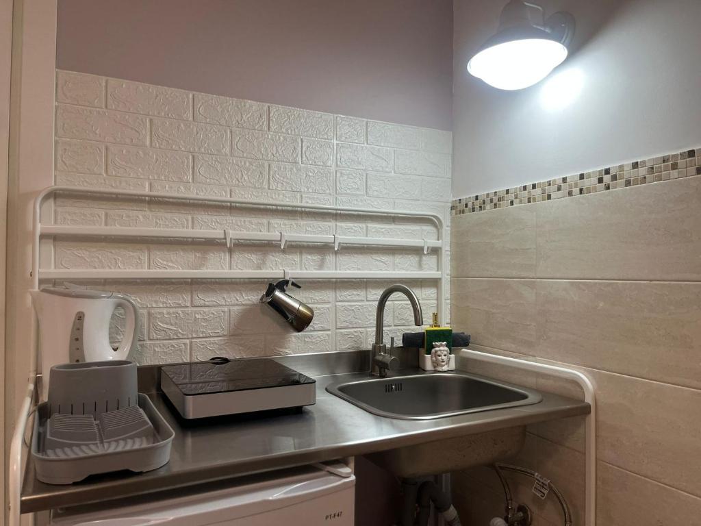 GL Golden City Apartments - 7