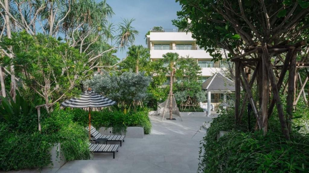 The Royal Paradise Hotel & Spa - SHA Extra Plus - Resim 29