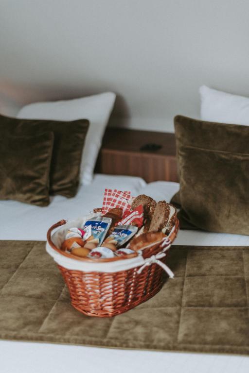 Boutique Hotel First City - Resim 12