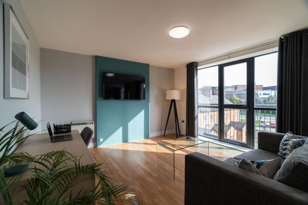 Cotels The Millhouse Corporate Apartments - PRIVATE APARTMENT BUILDINGS - GATED ENTRANCE - PARKING - WORK DESK - Apartamento De 2 Quartos