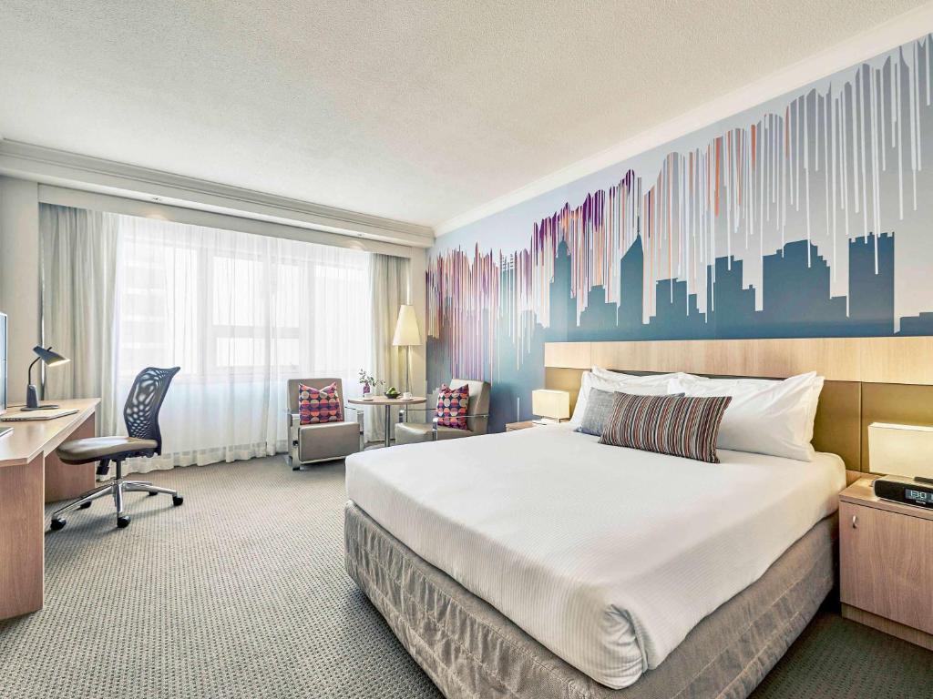 Postel nebo postele na pokoji v ubytování Mercure Perth
