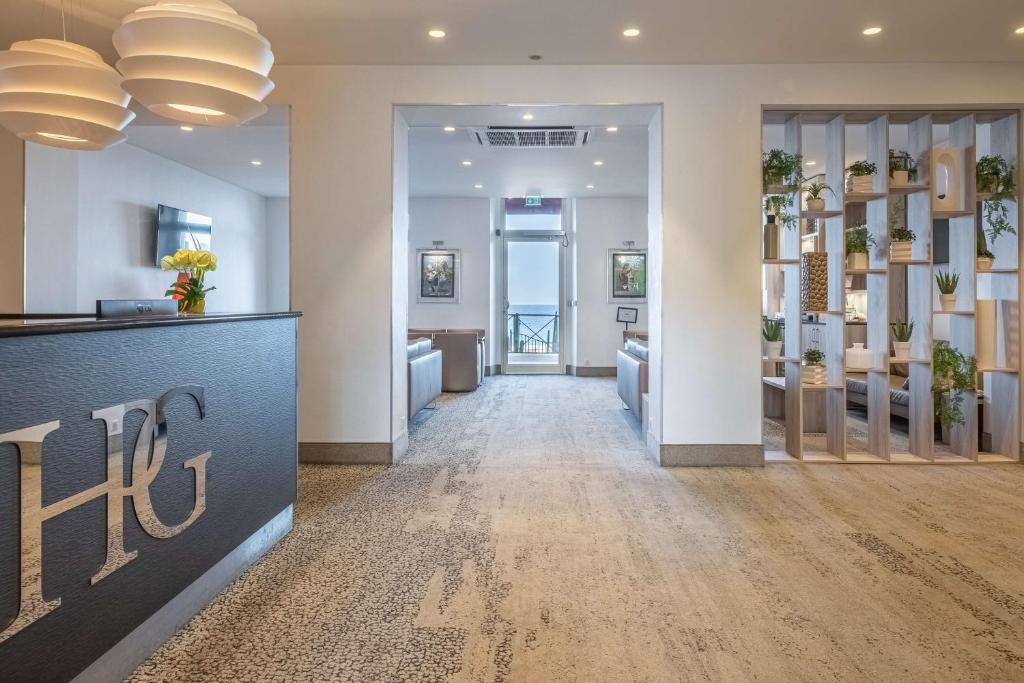 芒通Best Western Premier Hotel Prince de Galles的相册照片