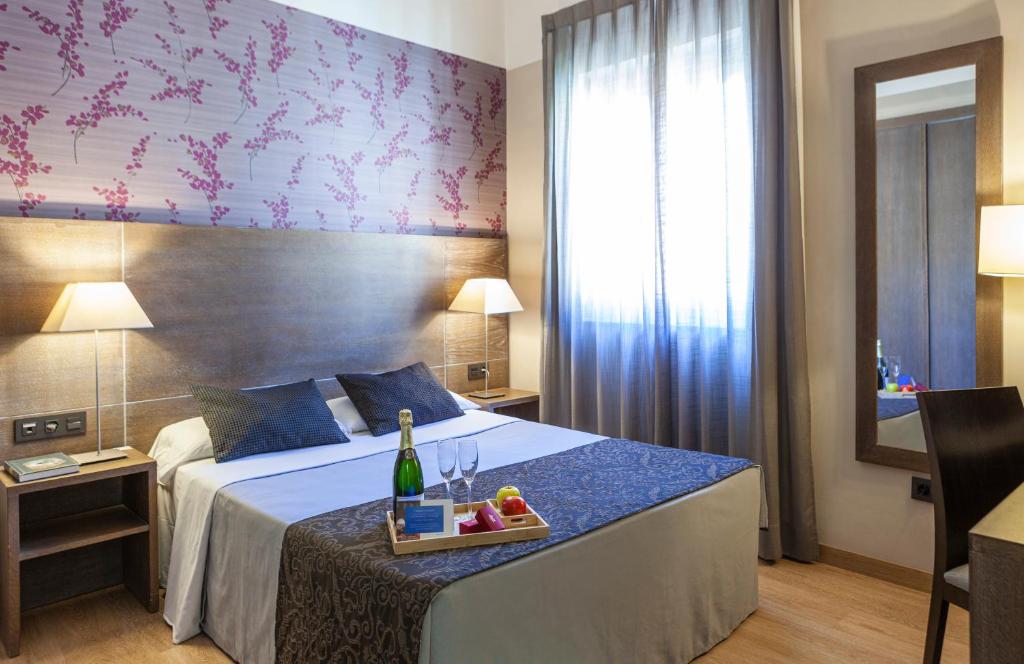 Hotel Macià Monasterio de los Basilios - スパバス付きのクイーンルーム