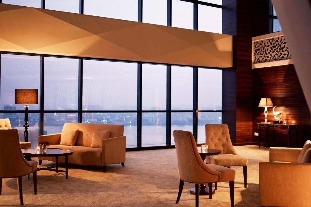 Posezení v ubytování Sheraton Shunde Hotel
