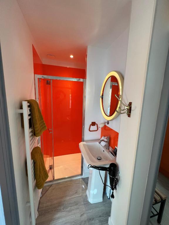 gite Le 75's - Casa Con Quattro Camere Da Letto