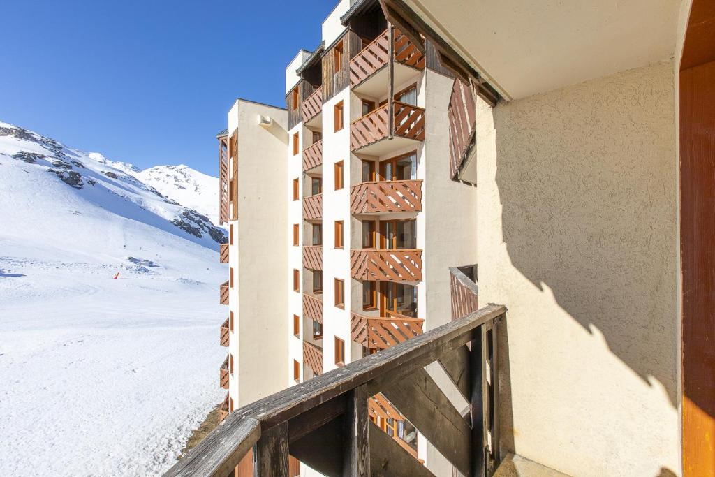 Nespecifikovaný výhled na hory nebo výhled na hory při pohledu z aparthotelu