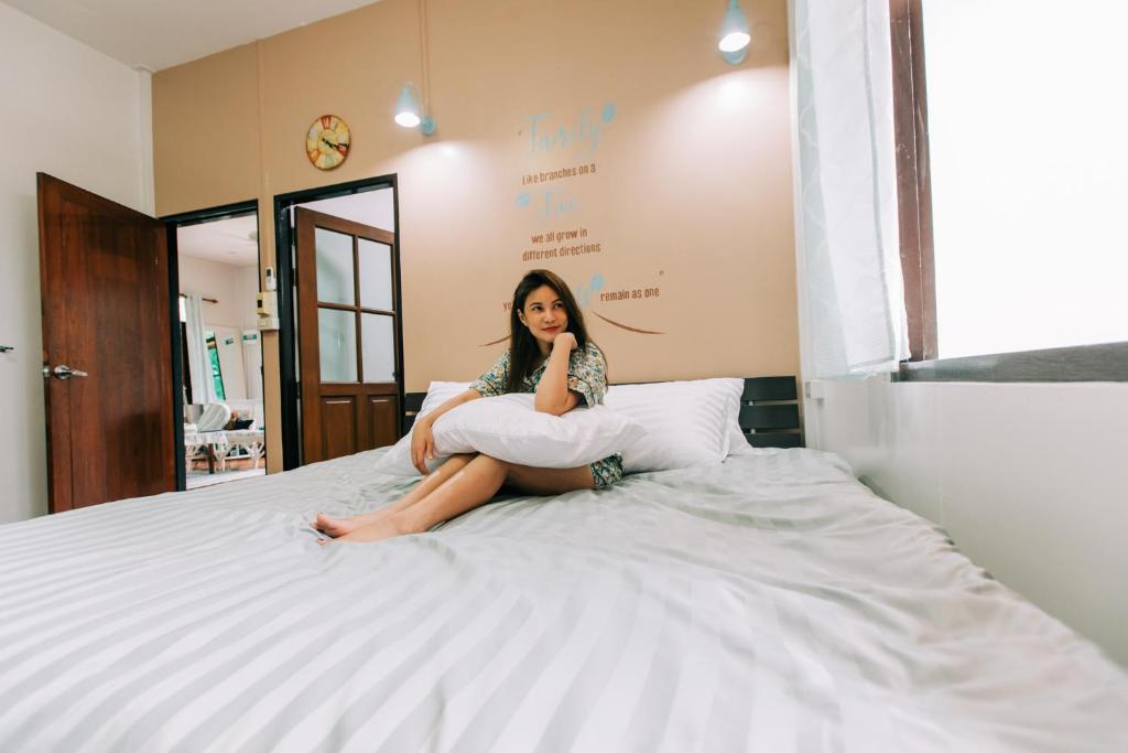 Photo from Banya BnB ที่พักบ้านย่าบีแอนด์บี เมืองประจวบฯ in Prachuap Khiri Khan, Prachuap Khiri Khan Province, Thailand
