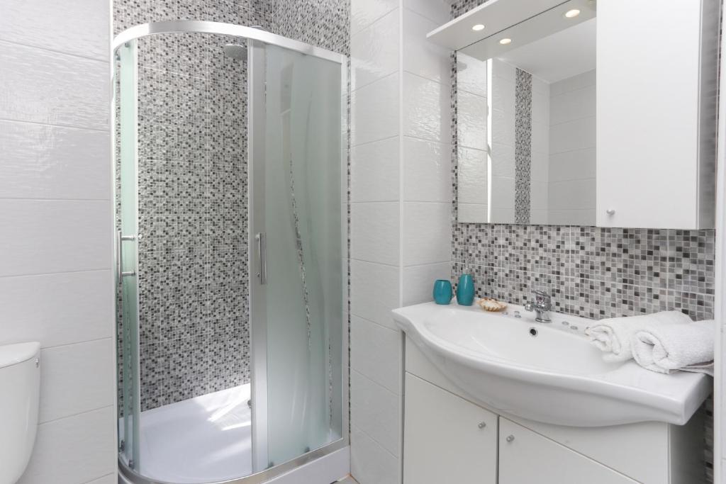 Apartments Nada - 17