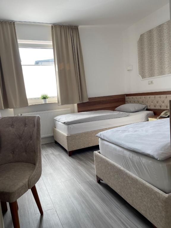 Hotel Rosenheim - Budget Double Room
