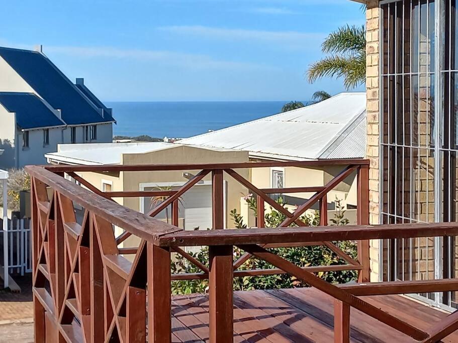 8 on Broodboom Selfcatering Home, Jeffreys Bay (updated prices 2024)