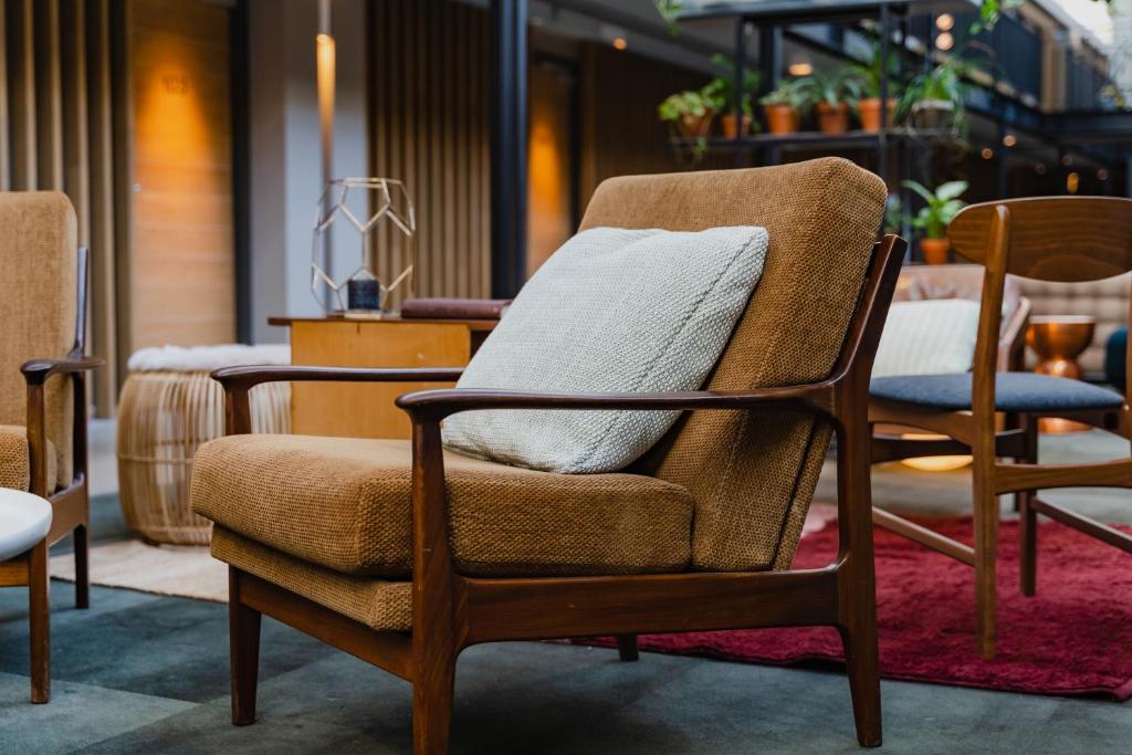 Hotel De Hallen - Resim 9