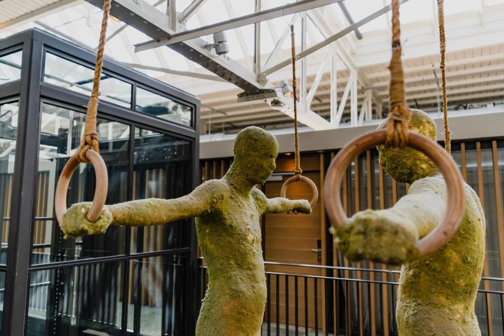 Hotel De Hallen - Resim 12