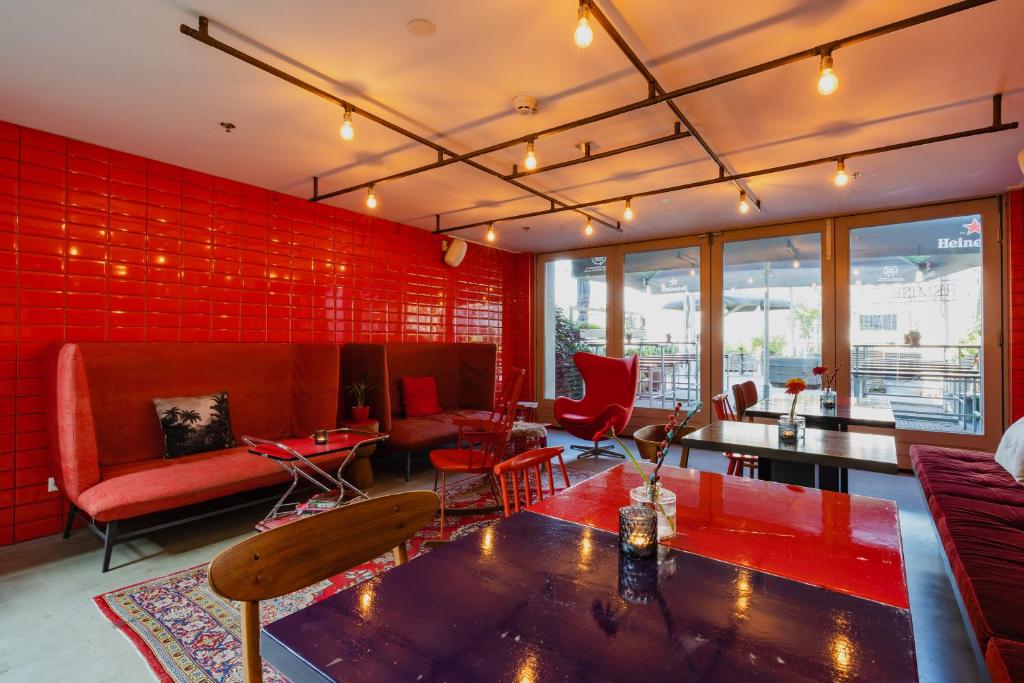 Hotel De Hallen - Resim 14