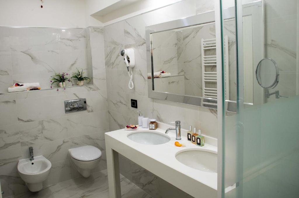 Koupelna v ubytování Hotel Luna Lido