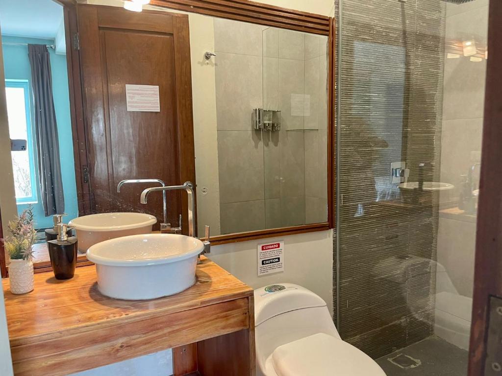 Hotel Mia Inn - Housity