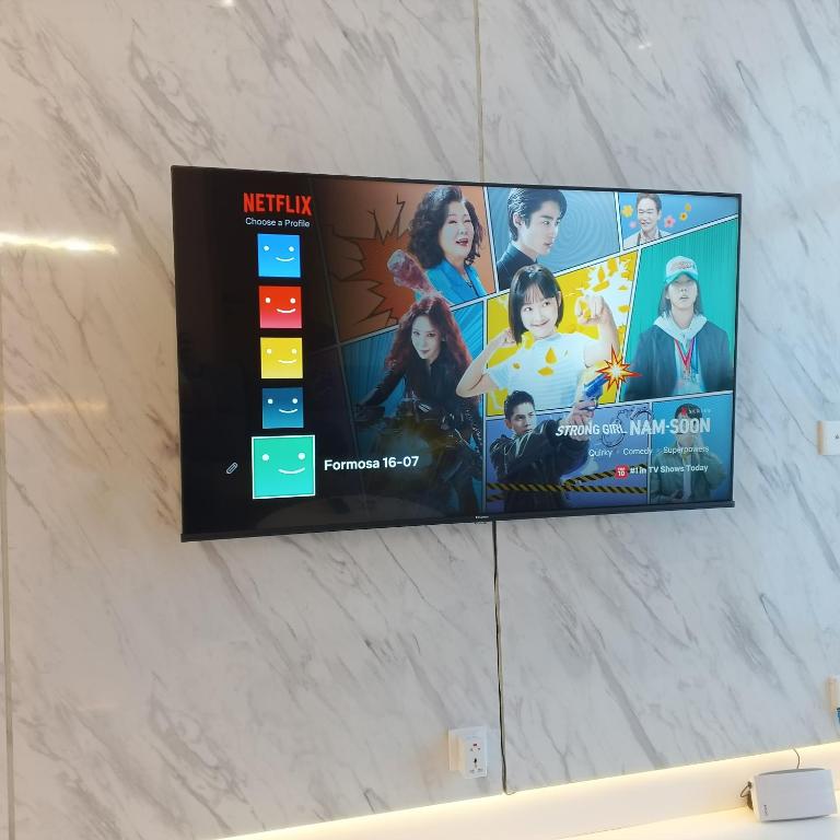 Formosa Spacious Apartments with Netflix & Pick Up Service by MESA - Apartamento De Lujo