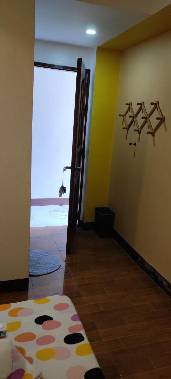 Postel nebo postele na pokoji v ubytování Vali-Joe Travel Lodge