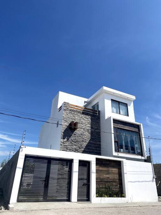 Hermosa casa familiar de fin de semana en Teques - 三居室房屋