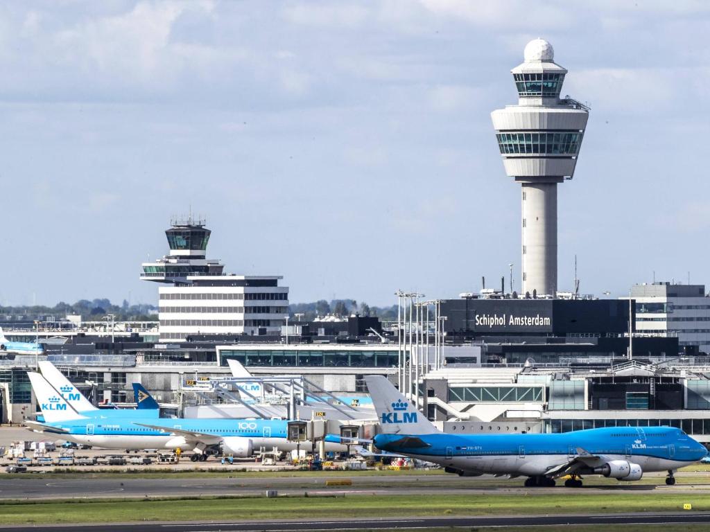 HOTELUX Amsterdam Airport Hotel - Resim 5