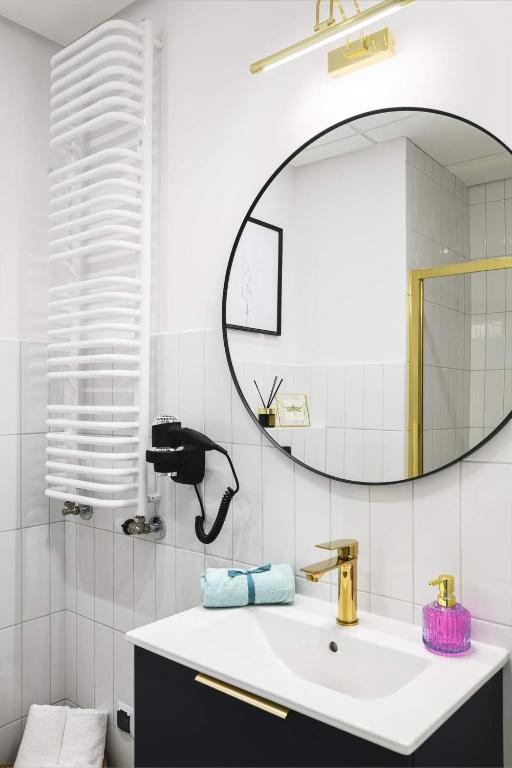 Exclusive Studio on Kasprzaka Street Warsaw Tower Bliska Wola - 9