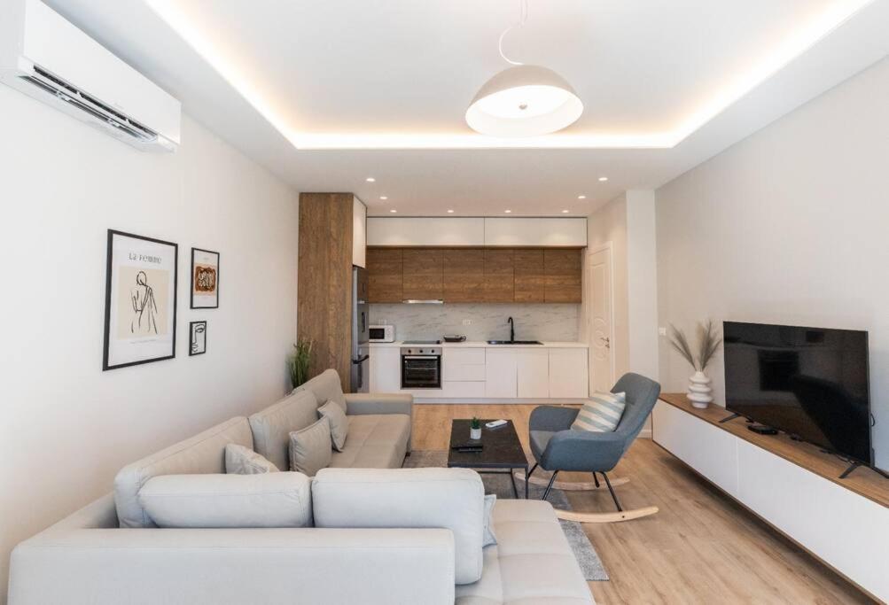 Green Leaf Apartment near Tirana International Bus Terminal - Image 1