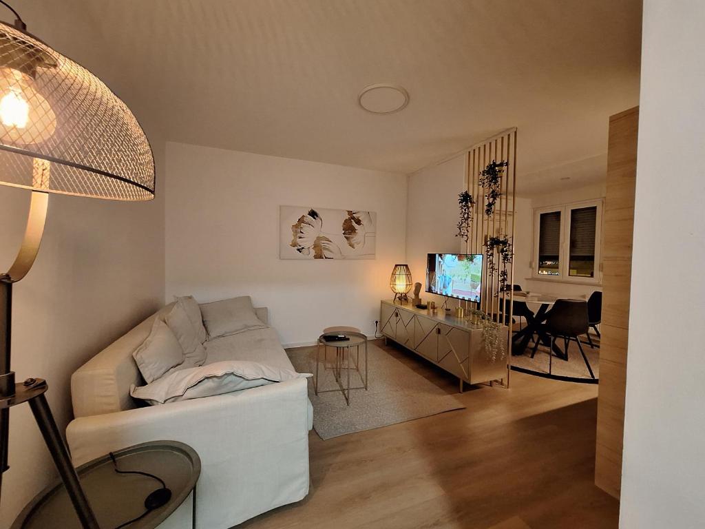 DOLLY APARTMENT - 13