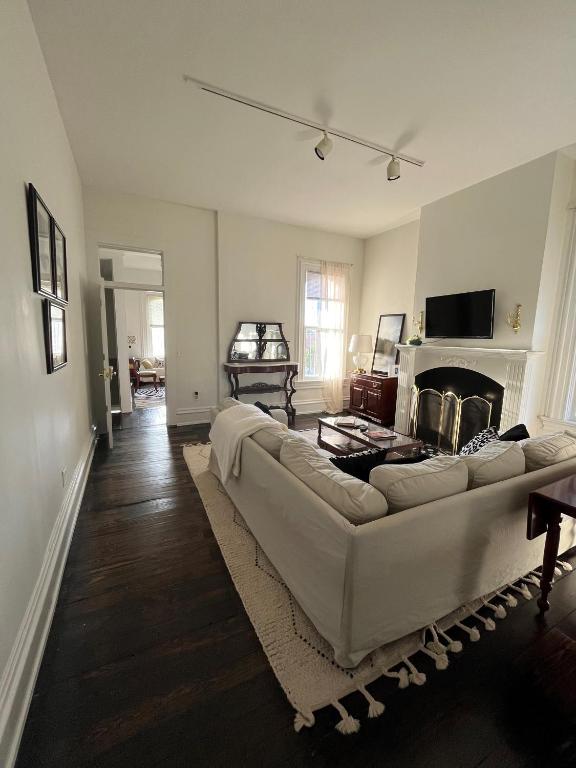 Luxury Penthouse Downtown Apartments, Dayton (updated prices 2024)