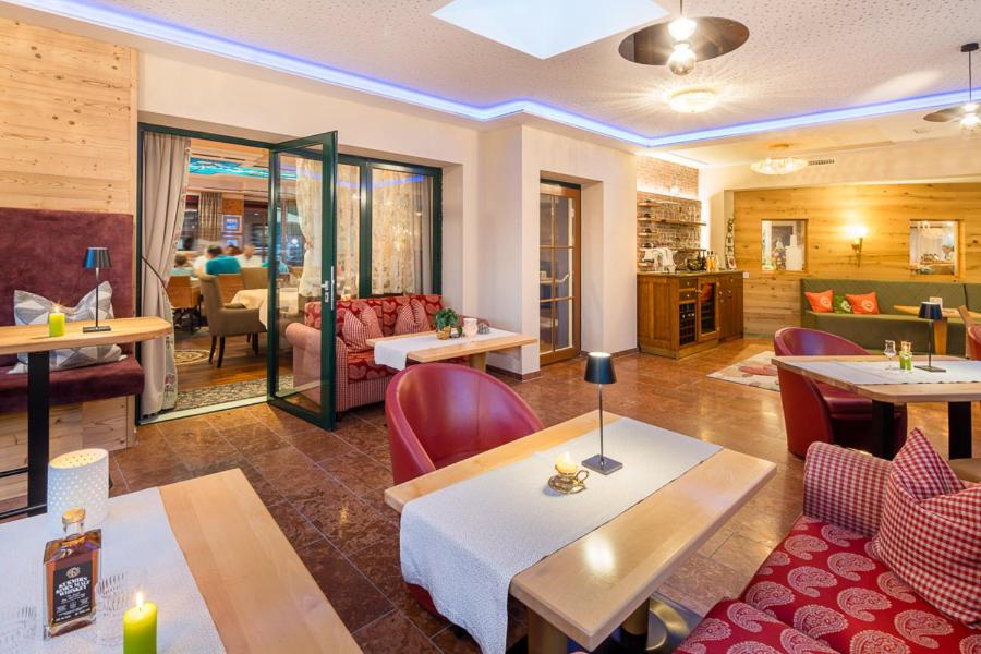 Posezení v ubytování Hotel Vitaler Landauerhof