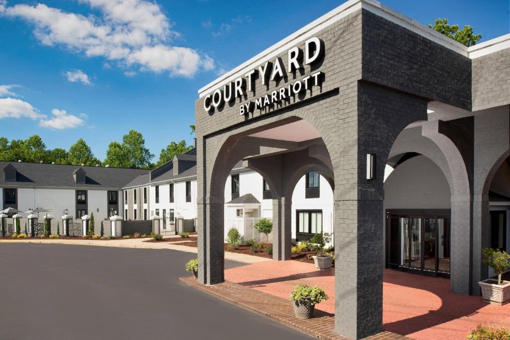 a rendering of the front of a courtyard marriott hotel at Courtyard Winston-Salem University in Winston-Salem