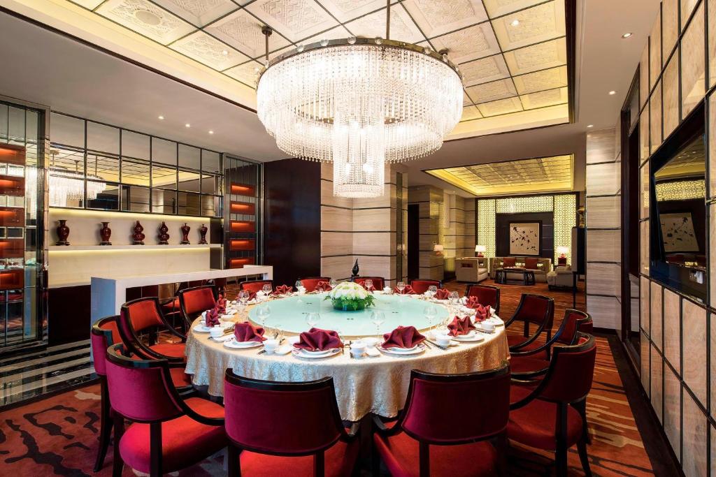 Posezení v ubytování Sheraton Langfang Chaobai River Hotel