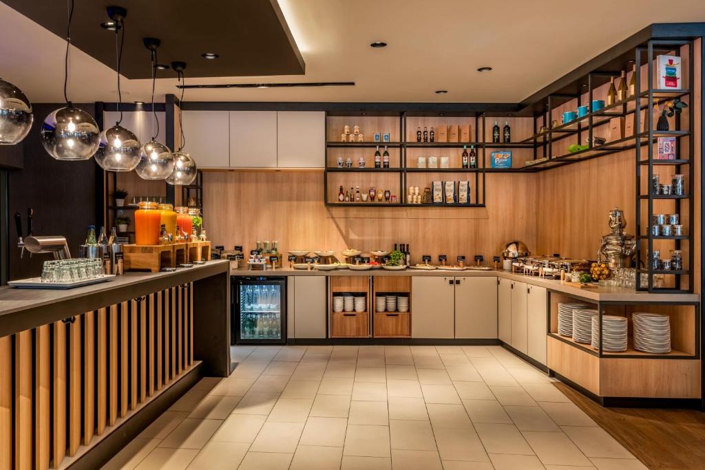 Courtyard by Marriott Cologne - Resim 18