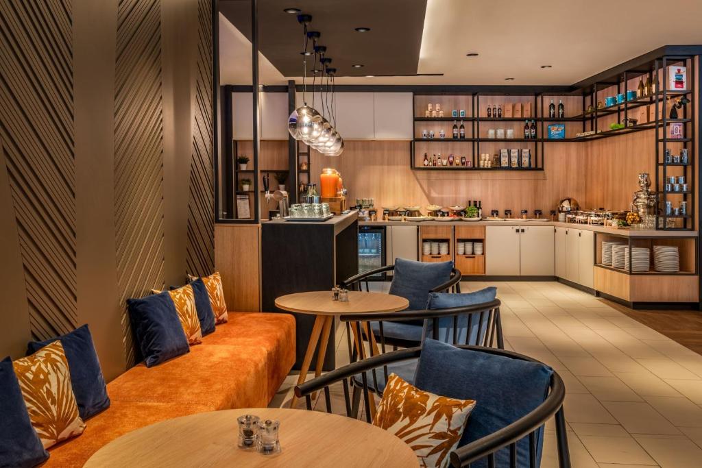 Courtyard by Marriott Cologne - Resim 20