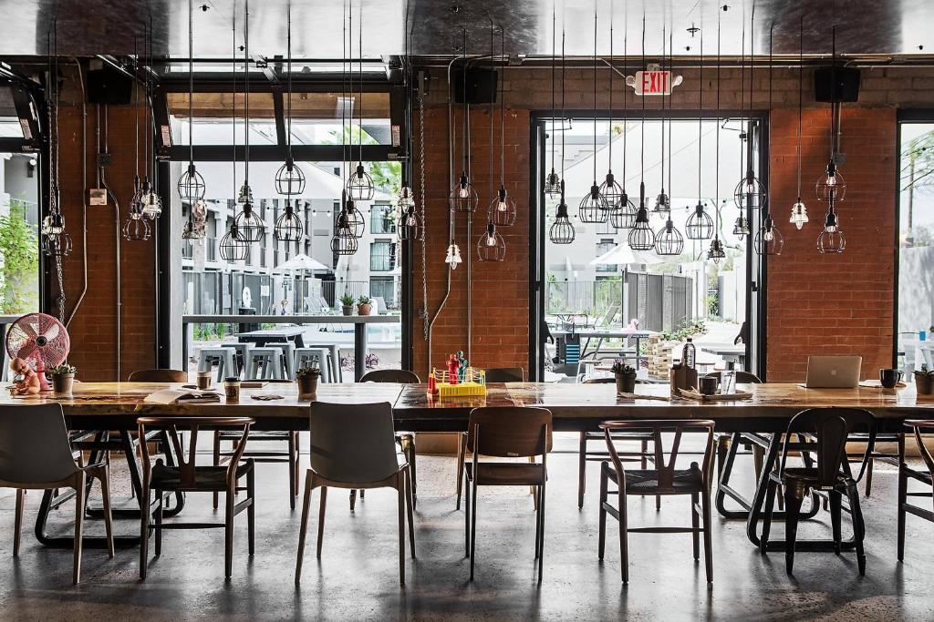 Restaurace v ubytování MOXY Phoenix Tempe/ASU Area