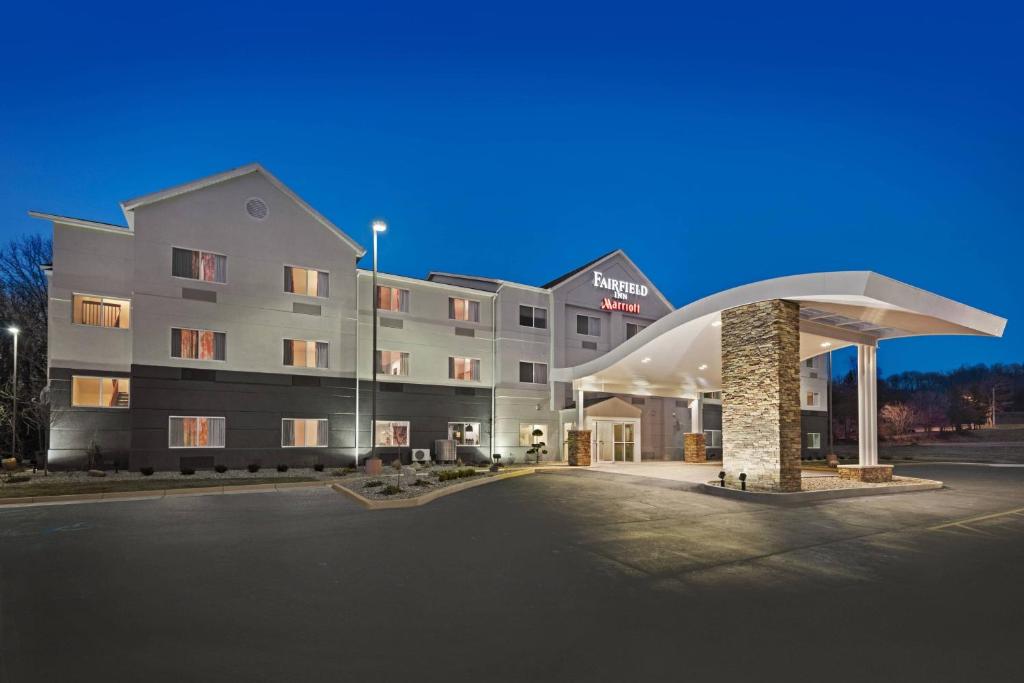 Fairfield Inn by Marriott Warren Niles photo