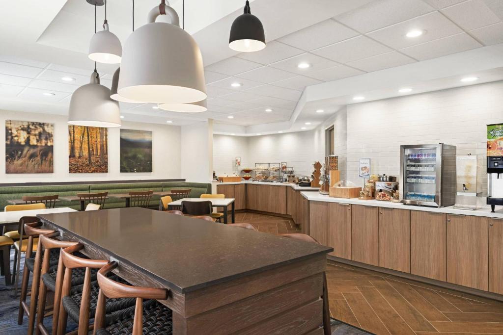 Fairfield Inn by Marriott Warren Niles photo