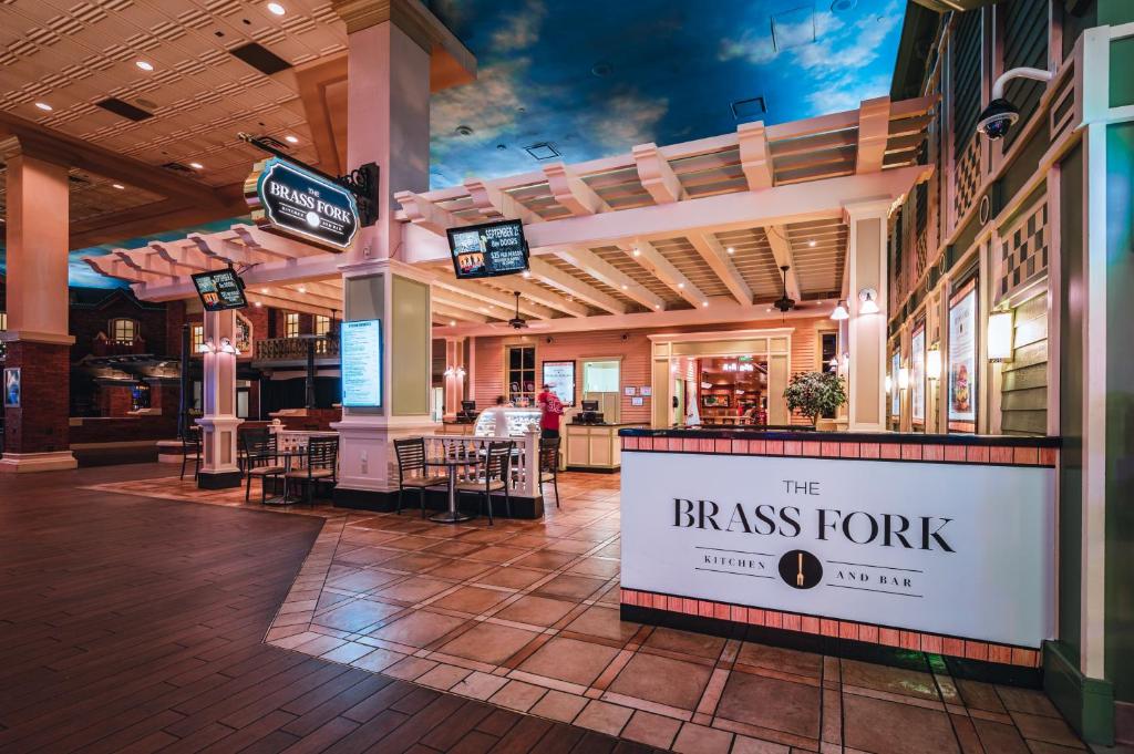 Boulder Station Hotel & Casino photo