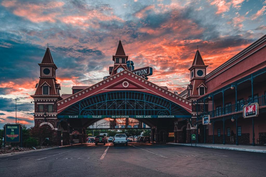 Boulder Station Hotel & Casino photo
